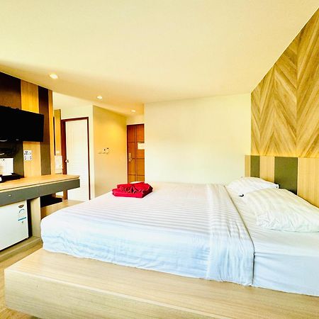 Room Actually Karon Exterior photo