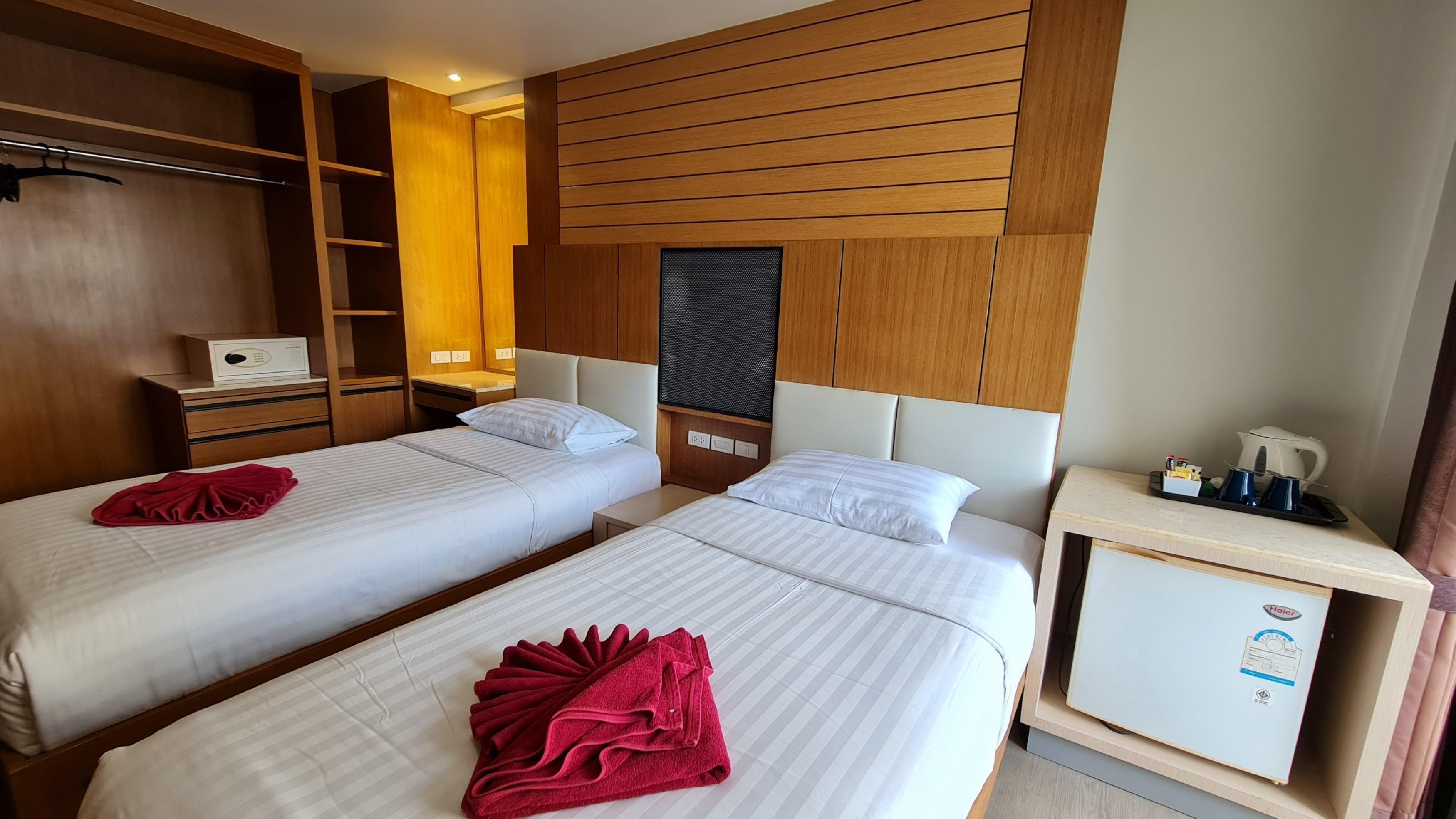 Room Actually Karon Exterior photo
