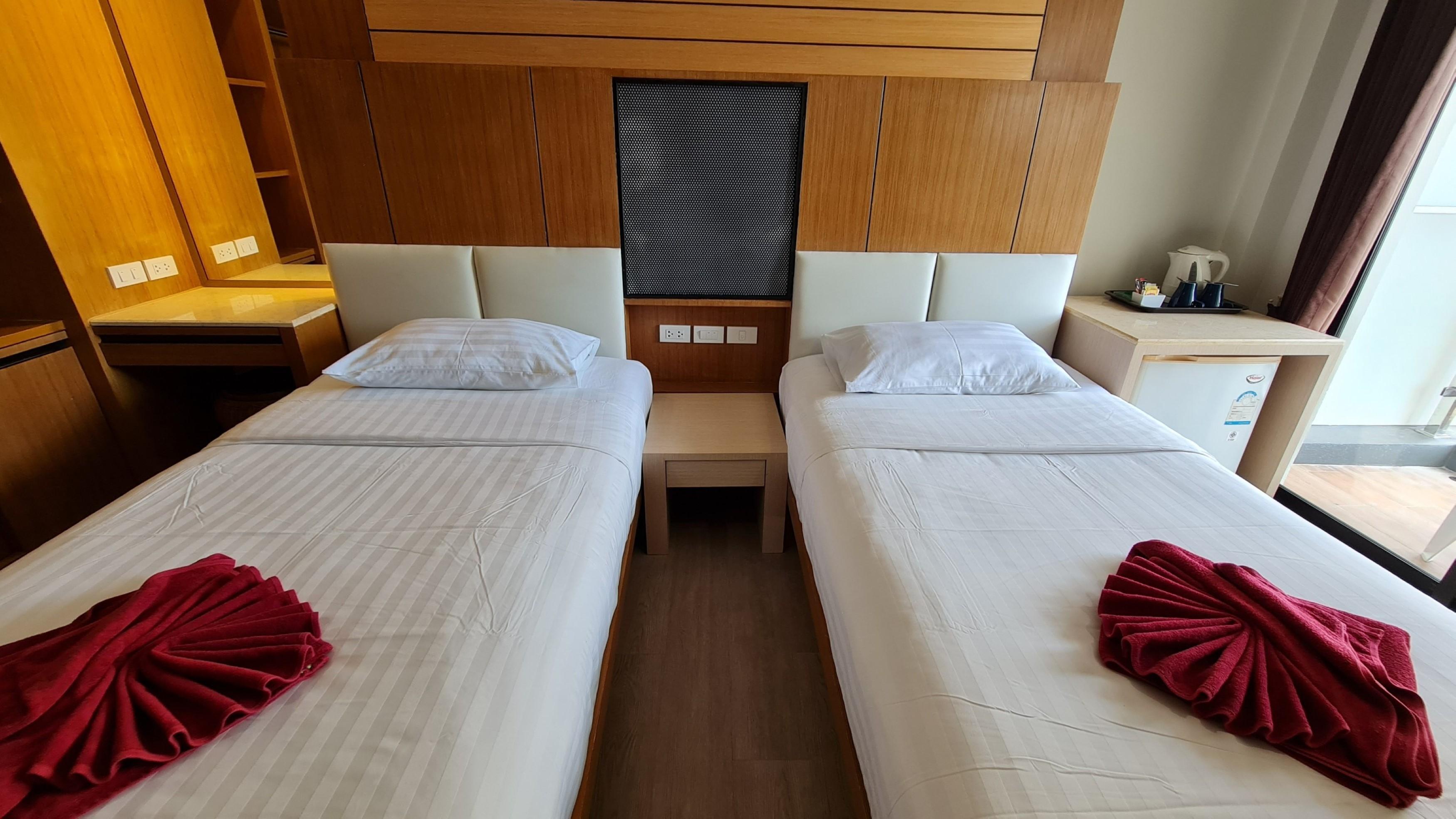 Room Actually Karon Exterior photo
