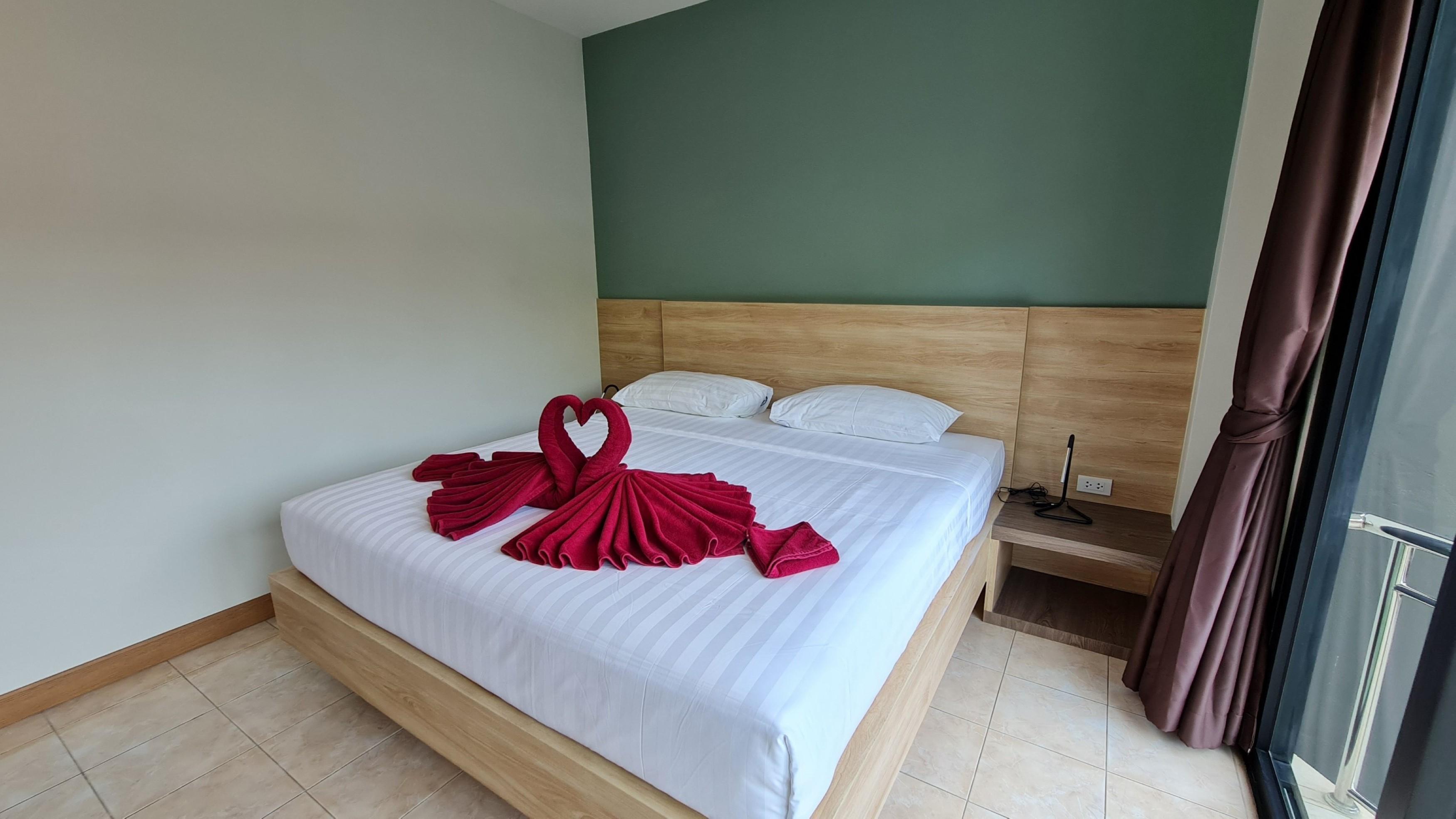 Room Actually Karon Exterior photo