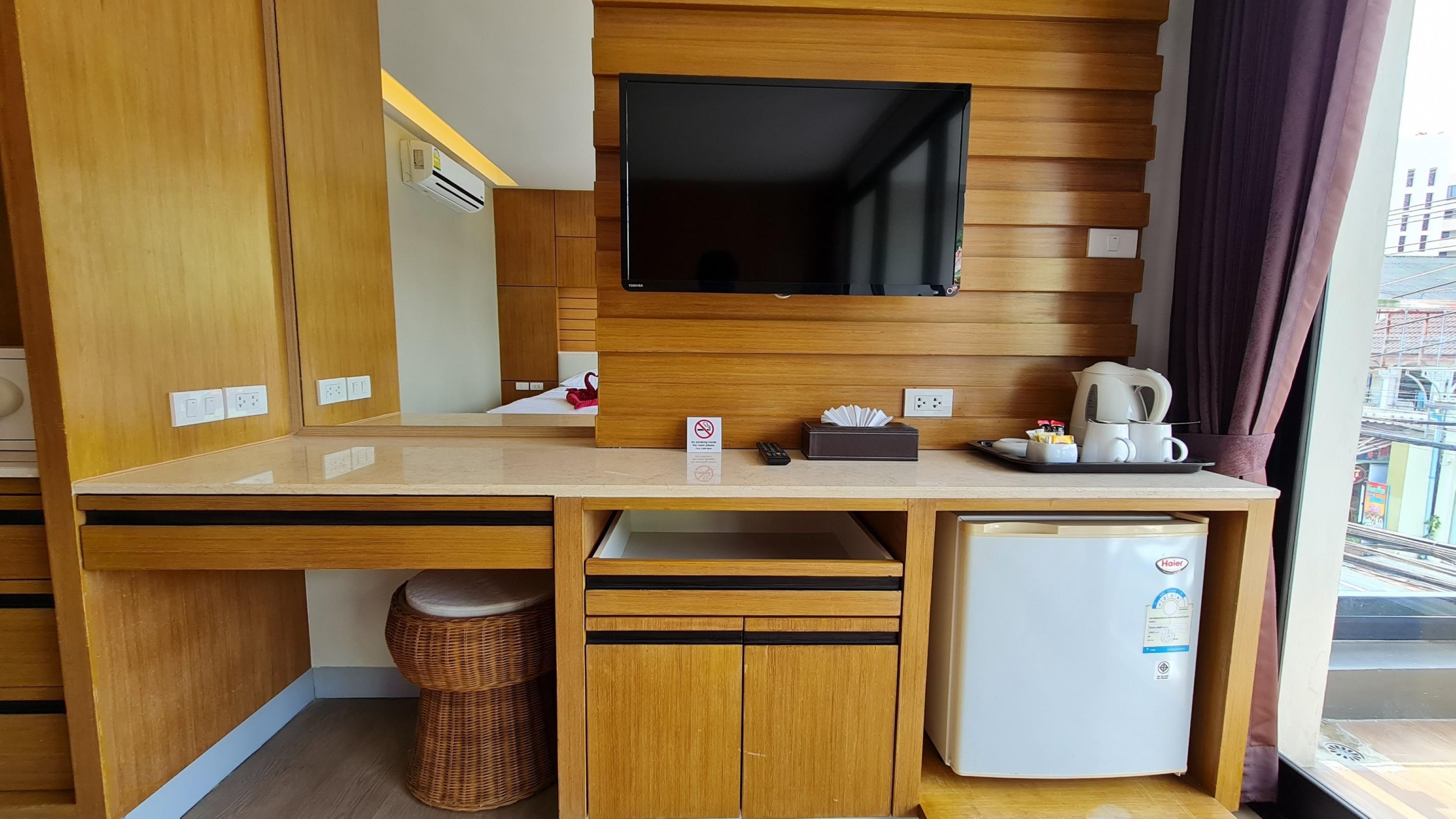 Room Actually Karon Exterior photo