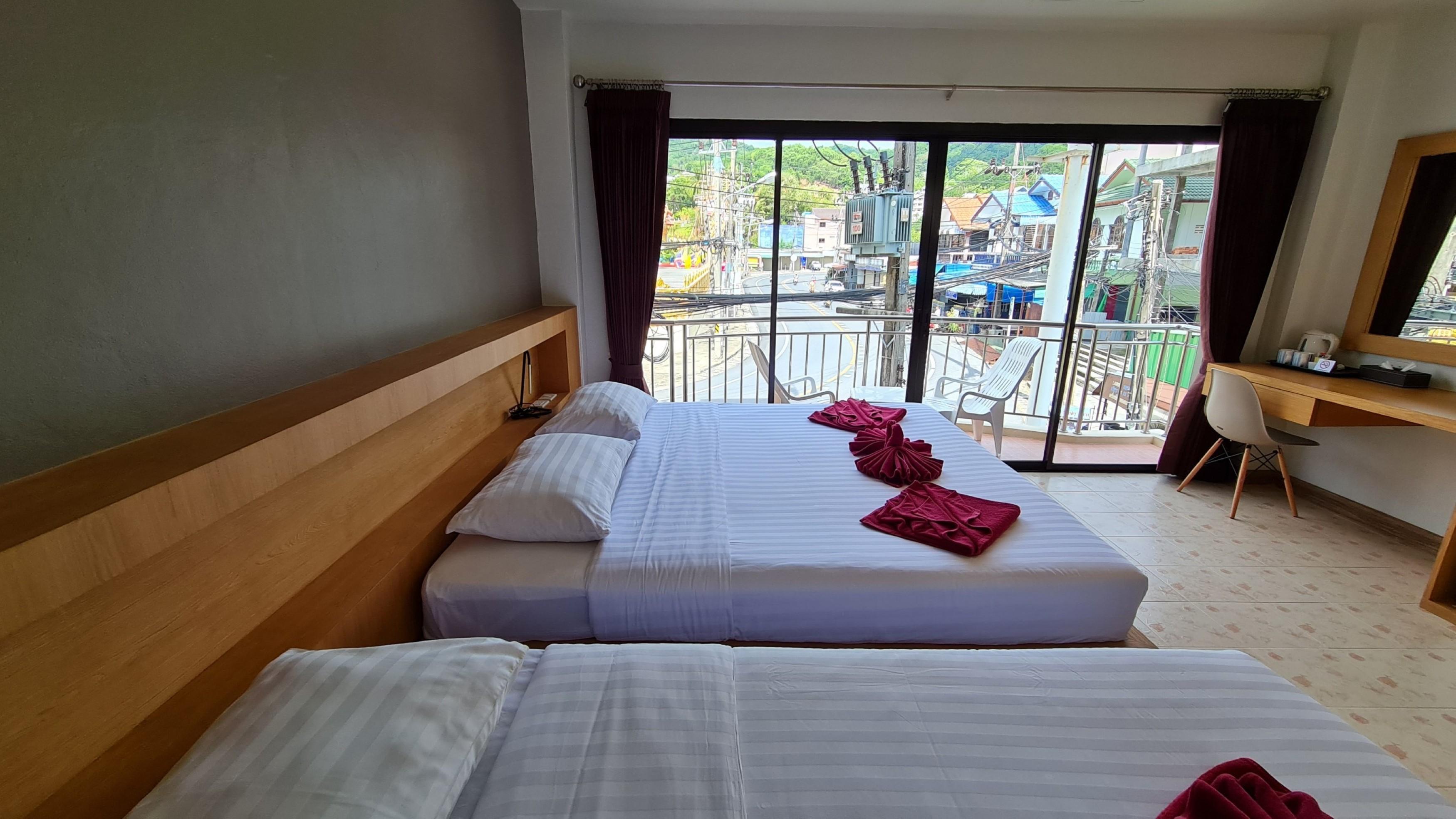 Room Actually Karon Exterior photo